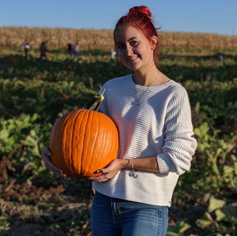 Meet your Posher, Taylor